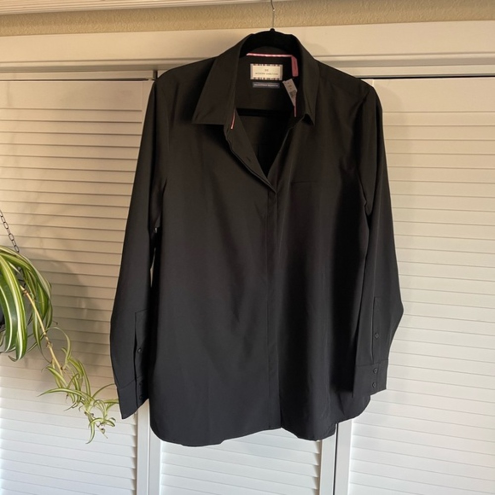 Modern Ambition Delightfully Technical Sz L long sleeve black